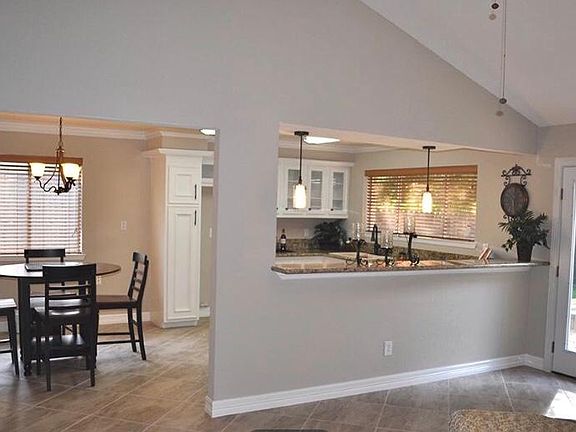 3rd image of 107 Sweetgum Dr