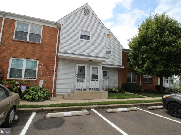 412 Dove Ct, Lumberton, NJ 08048