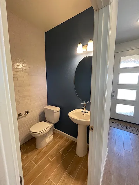 3 bed, 2.5 bath, 1412 sqft, $2,500 — Photo 4