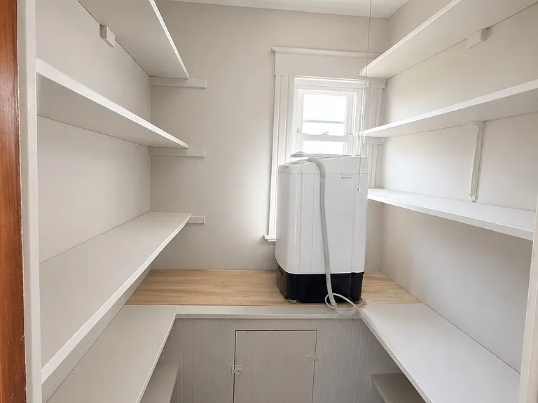 30 Farmington Ave #2 — Photo 9