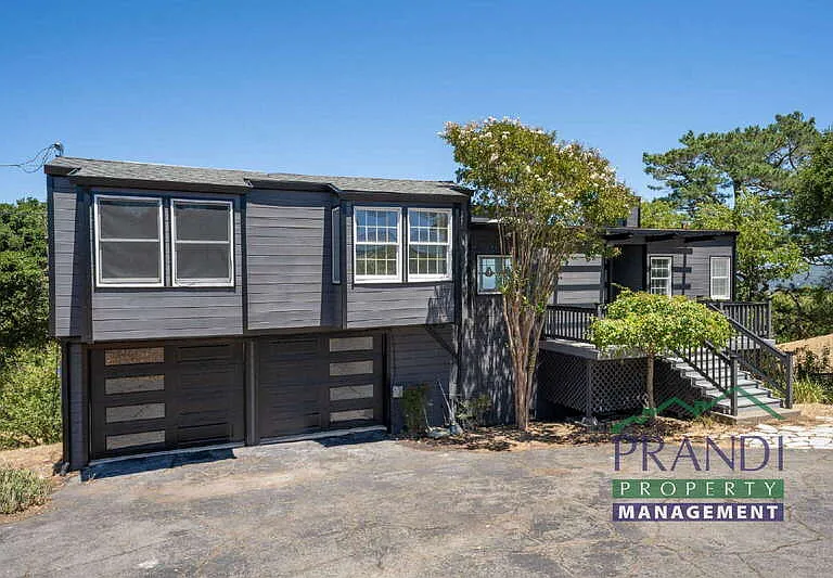 645 Fawn Dr — Photo 1