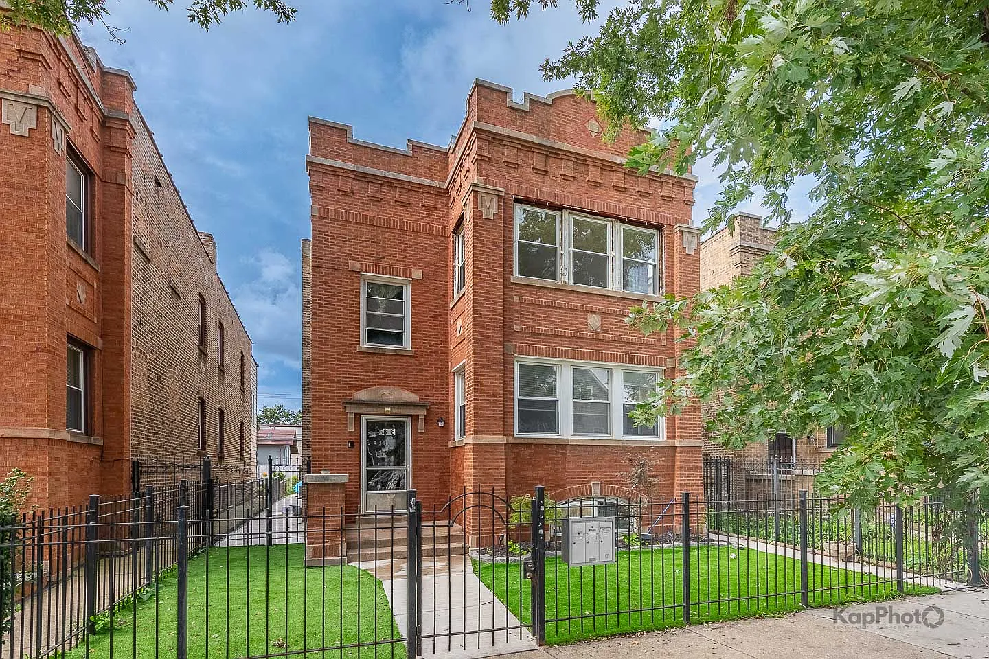 3818 N Kimball Ave — Photo 2
