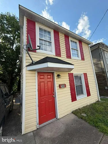 308 S Raleigh St Photo 1