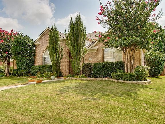 3rd image of 8428 Wildcreek Dr