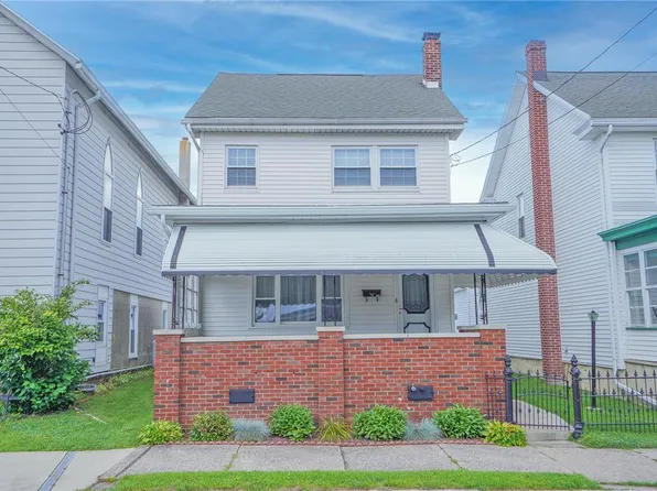 138 W White St, Summit Hill, PA 18250