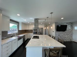 5352 Edinger Ave, Huntington Beach, CA 92649