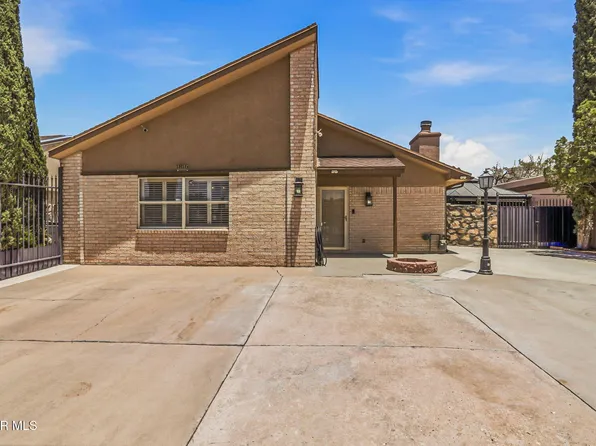 1816 Karl Wyler Dr, El Paso, TX 79936