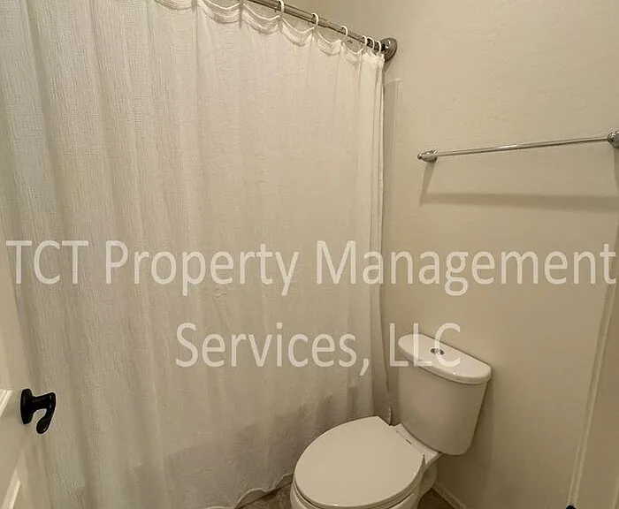 18388 W College Dr — Photo 9