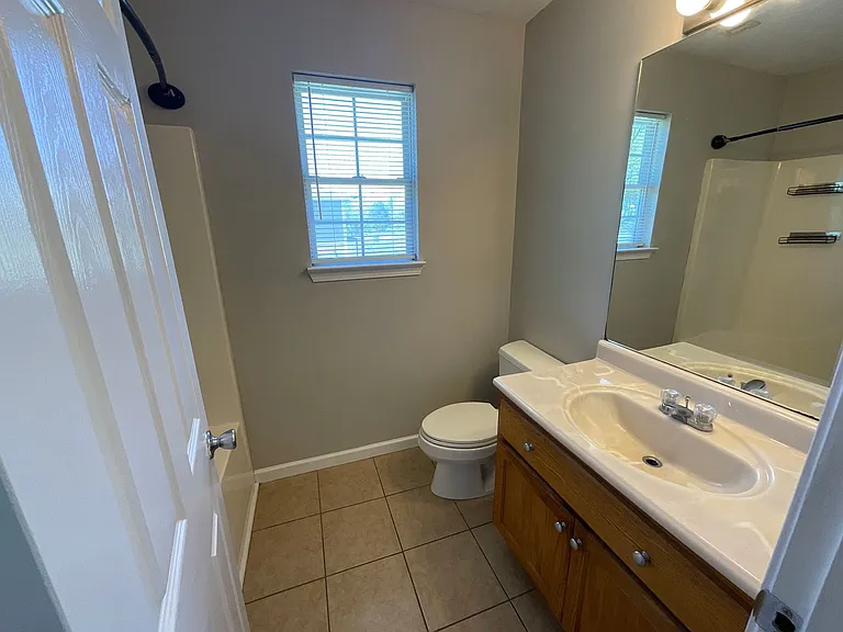 303-305 Wax Rd SE #307 — Photo 10