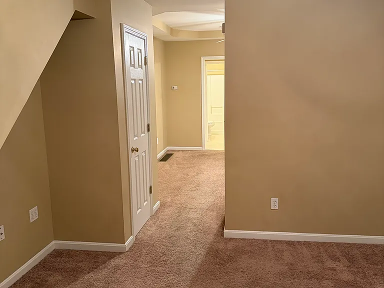 318 W Kenwood Way #1 — Photo 13