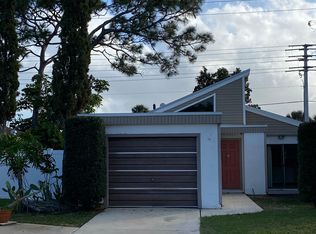 473 Willow Tree Dr, Melbourne, FL 32940