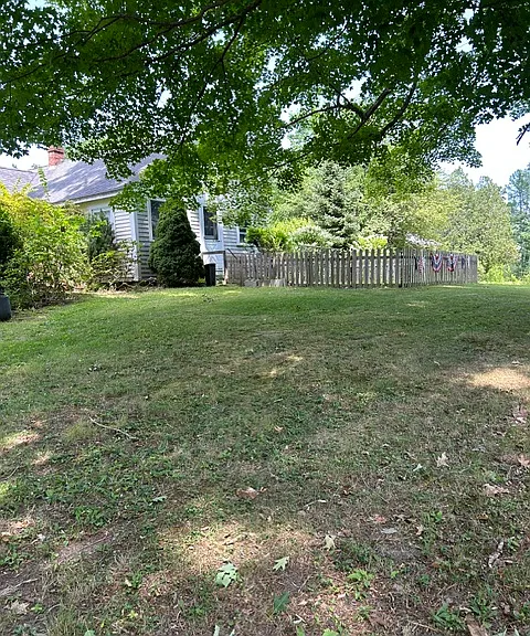 70 Governor Hill Rd — Photo 1