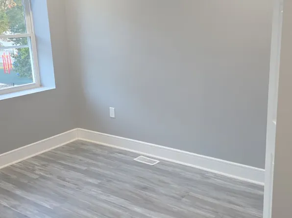 825 N Payson St #1, Baltimore, MD 21217