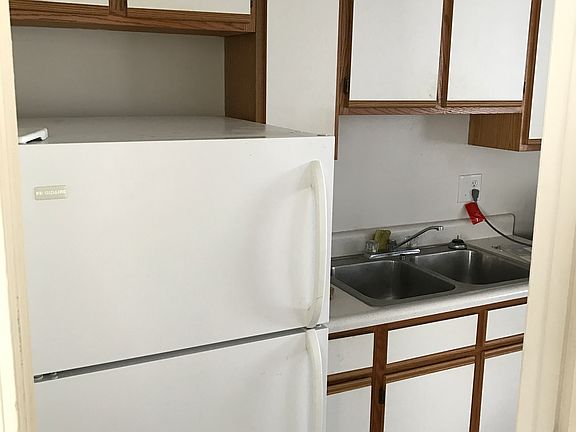3rd image of 711 University Blvd #713