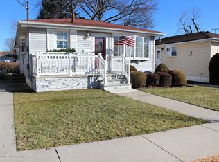 355 Peter Ave, Staten Island, NY 10306