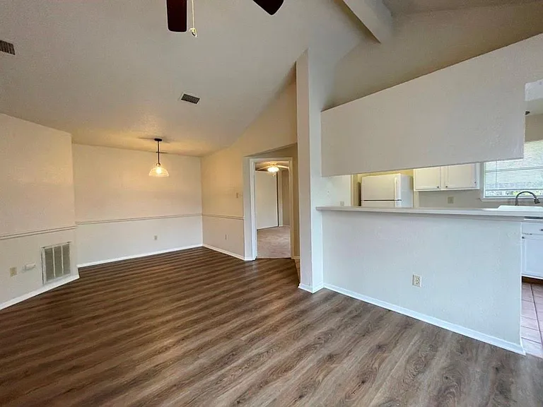 16719 Whitebrush Loop — Photo 9