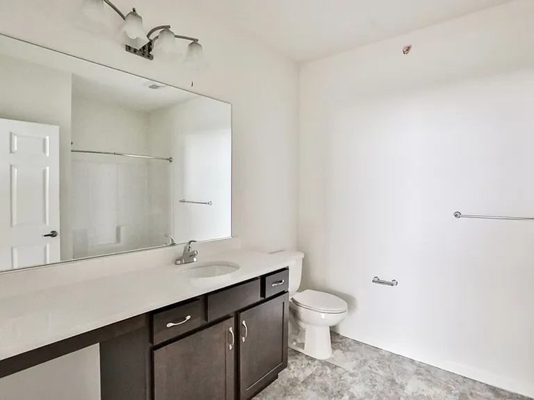 30 Pine Lane Apartments — Photo 9