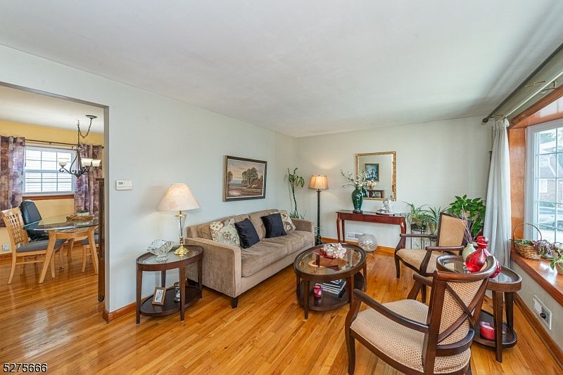 257 Kipp Ave, Elmwood Park, NJ 07407 Zillow