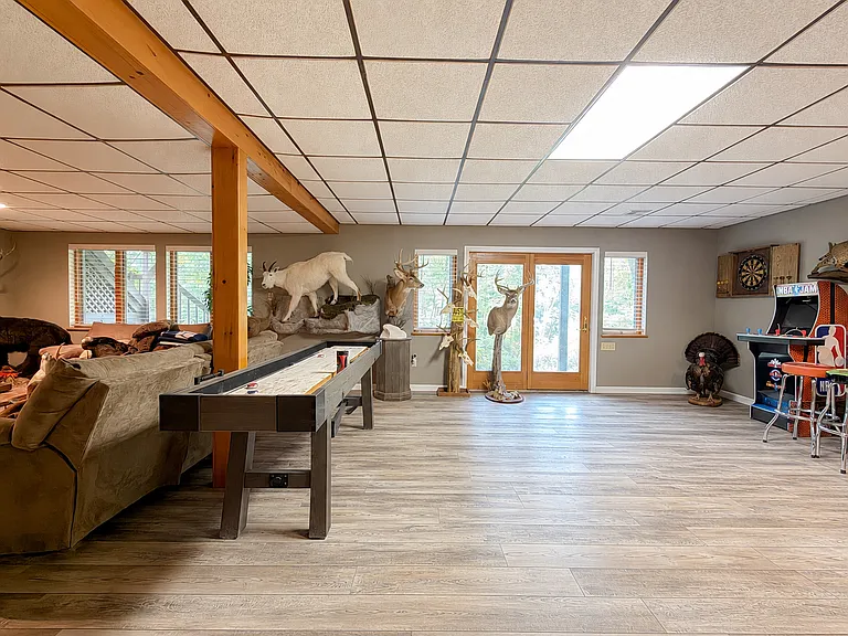 133 E Woods Dr — Photo 20