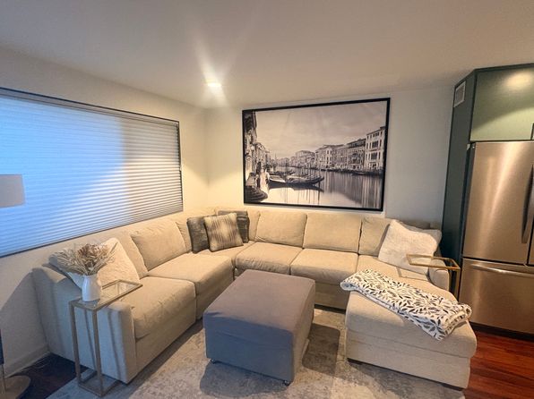 904 West Ave APT 203