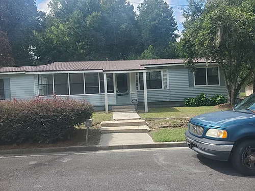1909 Cowan Ave Photo 1