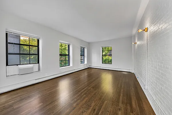 Rented by Argent Advisors LLC | media 16