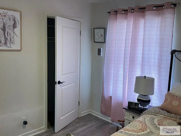 1617 E Los Ebanos Blvd — Photo 25