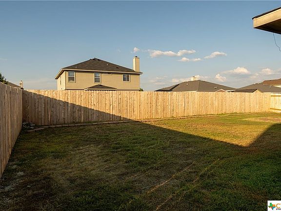 5th image of 501 Leo Ln
