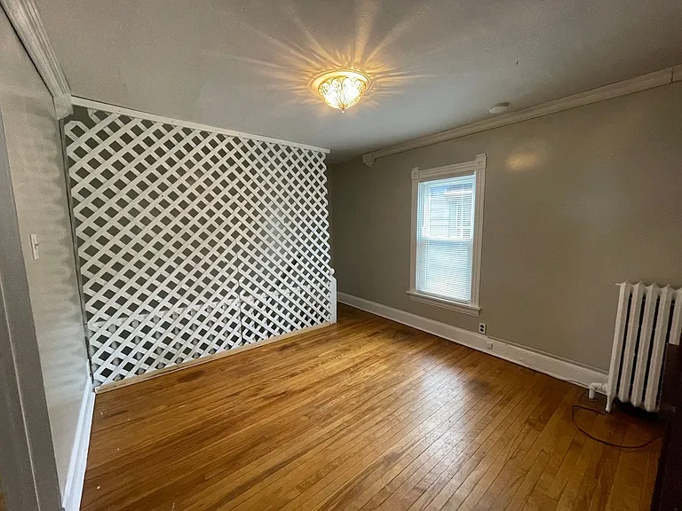 205 Cayuga St — Photo 22