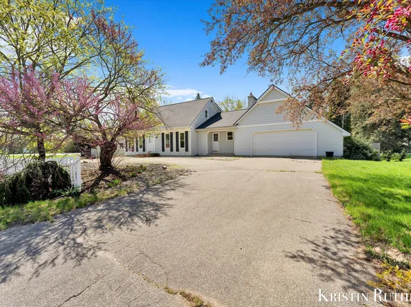 9155 J Ave SW, Byron Center, MI 49315