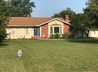 2115 N Pennington Rd, Hutchinson, KS 67502