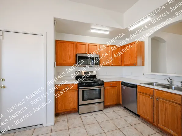 16195 W Lincoln St, Goodyear, AZ 85338