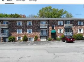 200 Manville Hill Rd