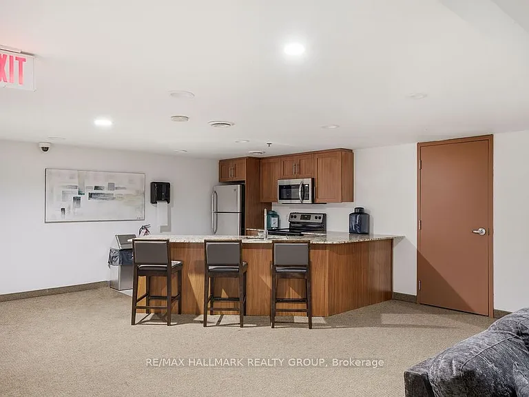 242 Rideau St #1406 — Photo 19