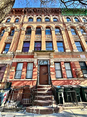 Rented by Zjama Realty Corp | media 13