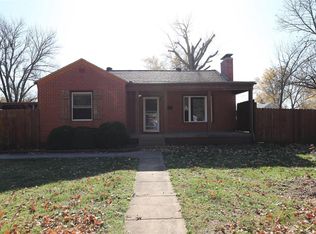 522 Maple St, Farmington, MO 63640