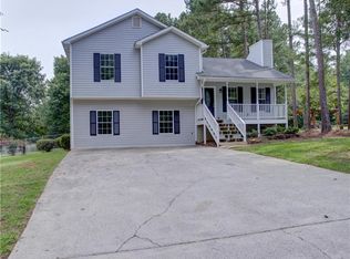 33 Camden Woods Dr NW, Cartersville, GA 30121