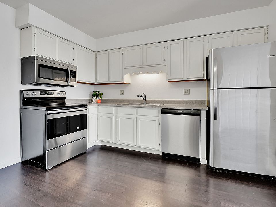 Kitchen features Stainless appliances with Dishwasher!