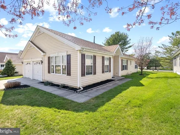 29 Grandview Pl, Sewell, NJ 08080