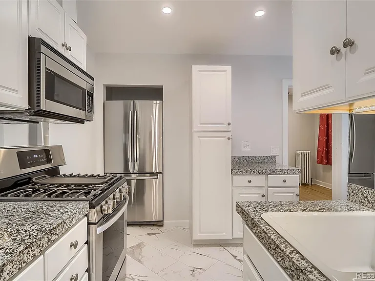 955 N Washington St #7 — Photo 8