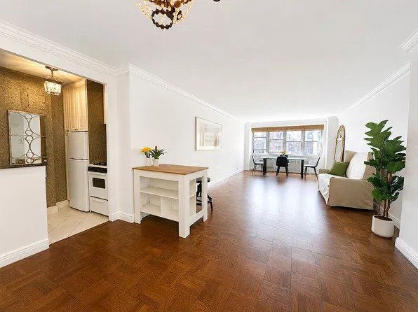 155 E 38th St APT 20B, New York, NY 10016