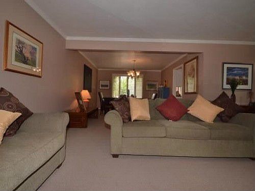 3rd image of 5484 S Highland Dr