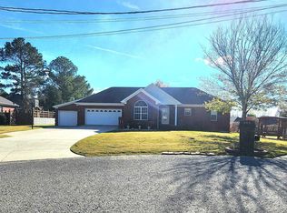 393 Stoney Mountain Dr, Guntersville, AL 35976