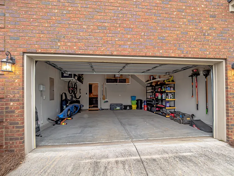 3057 Girard Dr — Photo 49