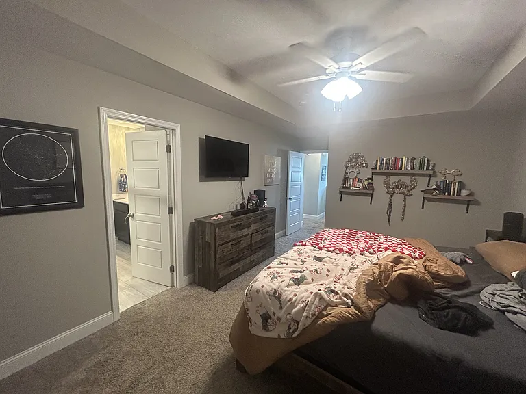 427 Mattingly Dr — Photo 13