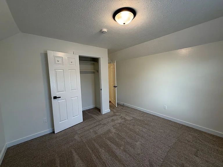 805 Antler Dr #A — Photo 9