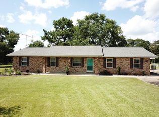 910 Shady Grove Moss Rd, Laurel, MS 39443