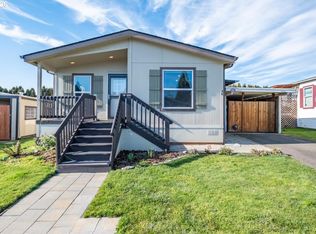 830 N Main St, Mount Angel, OR 97362