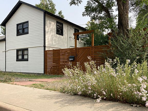 The Pinehouse is a historic home where the owners of the old 1920's neighborhood grocery once lived. It has been completely renovated inside and out to preserve the historic charm while making it modern and comfortable. It's on a quiet street but still w