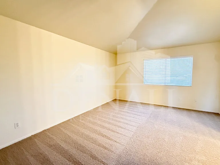 11184 W Palm Ln — Photo 8